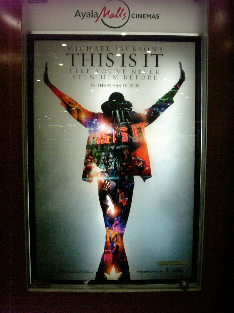 MICHAEL JACKSON'S This Is It